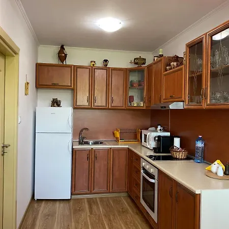 Apartment Happy Place Veliko Tŭrnovo Exterior photo