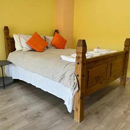 Apartment Happy Place Veliko Tŭrnovo Exterior photo